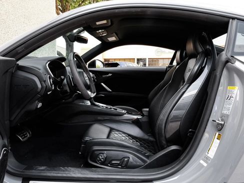 Used 2018 Audi TT RS AWD/4WD image 3