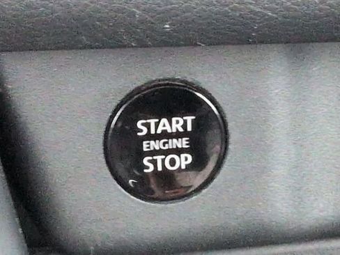 Used 2024 Nissan Rogue S FWD image 26