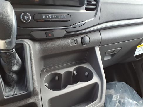 New 2026 Ford Transit 250 148 Medium Roof image 22