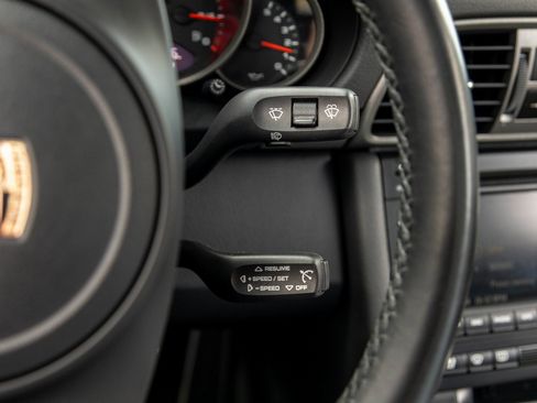 Used 2011 Porsche 911 Carrera image 16