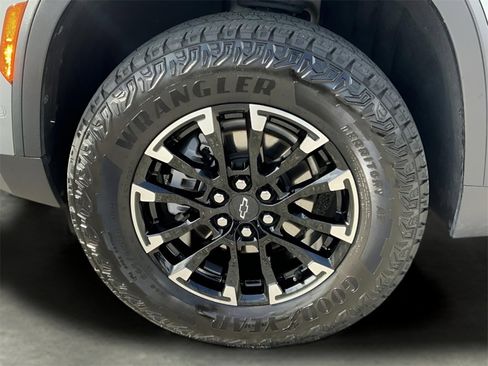 Used 2024 Chevrolet Traverse Z71 w/ Enhanced Driving Package image 41