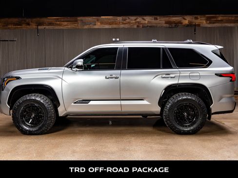 Used 2024 Toyota Sequoia Platinum image 6