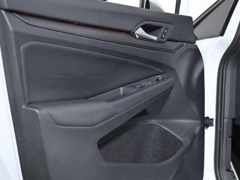 Used 2024 Volkswagen Golf R image 36