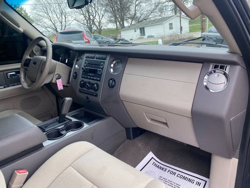 Used 2014 Ford Expedition XL AWD/4WD image 30