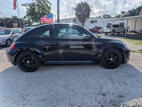 Used 2012 Volkswagen Beetle 2.5 FWD image 4