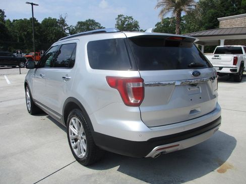 Used 2016 Ford Explorer Limited FWD image 21