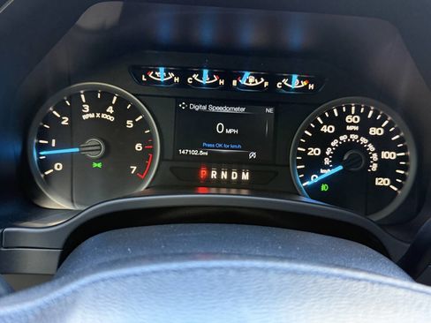 Used 2017 Ford F150 XLT w/ Equipment Group 302A Luxury image 28