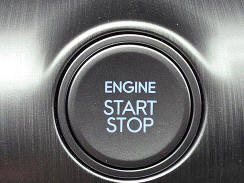 Certified 2025 Hyundai Kona SEL image 7