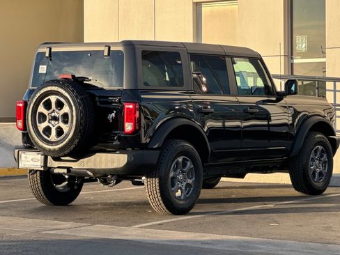 New 2025 Ford Bronco Big Bend image 3