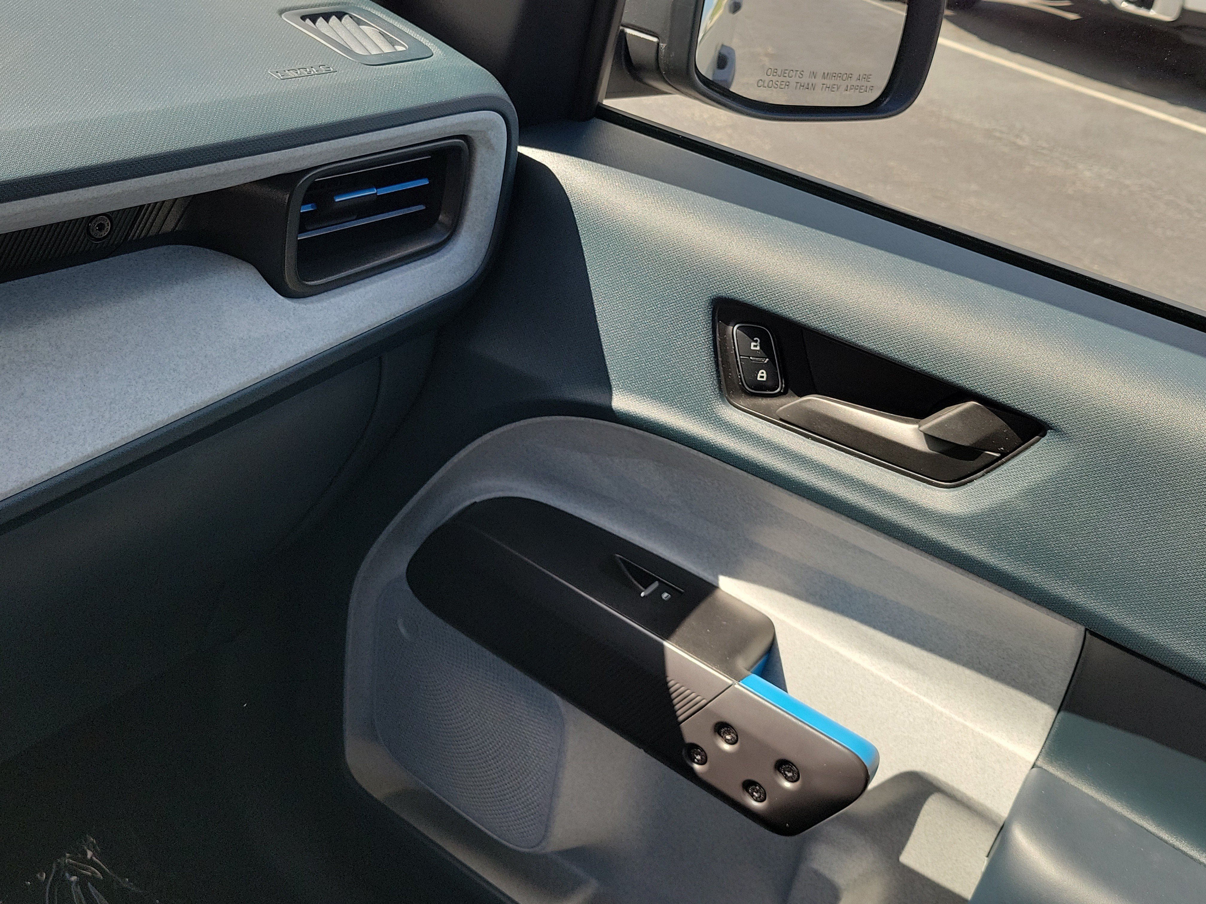 Certified 2025 Ford Maverick XLT FWD image 28