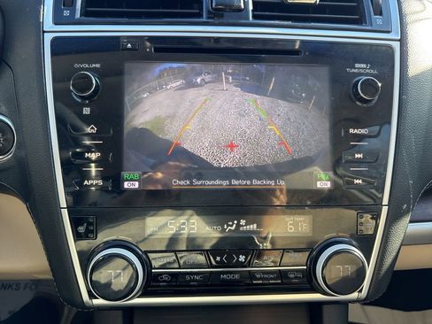 Used 2019 Subaru Outback 2.5i Limited image 5