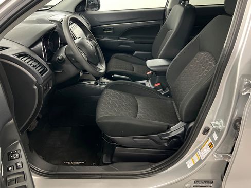 Used 2026 Mitsubishi Outlander Sport AWD image 18