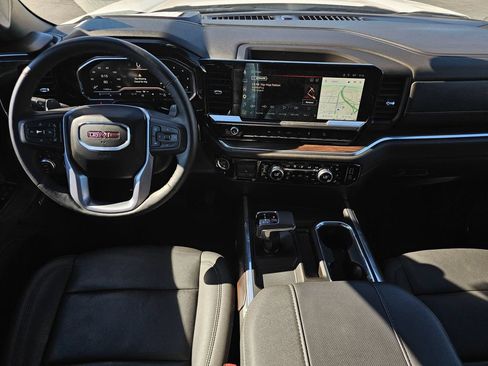 Used 2025 GMC Sierra 1500 SLT AWD/4WD image 37