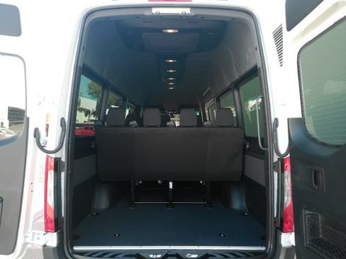 Used 2026 Mercedes-Benz Sprinter 2500 image 9