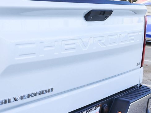 Used 2021 Chevrolet Silverado 1500 LT image 9