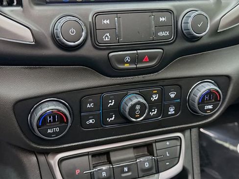 Used 2024 GMC Terrain AT4 w/ Infotainment Package II image 18