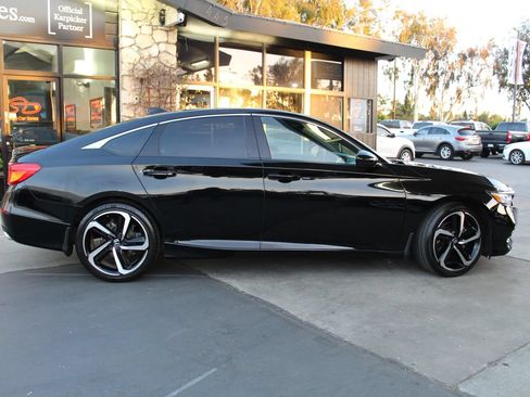 Used 2019 Honda Accord Sport image 6