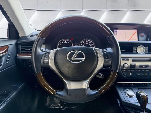 Used 2014 Lexus ES 350 image 16