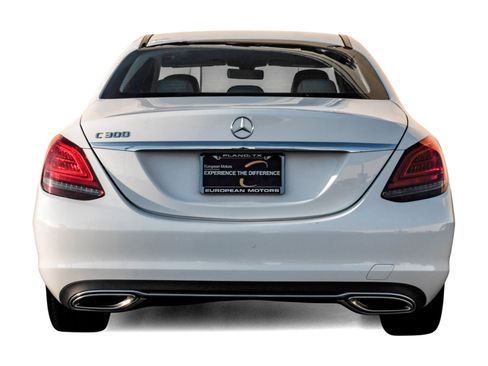 Used 2021 Mercedes-Benz C 300 Sedan image 9