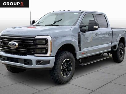 New 2026 Ford F250 Platinum w/ Tremor Off-Road Package