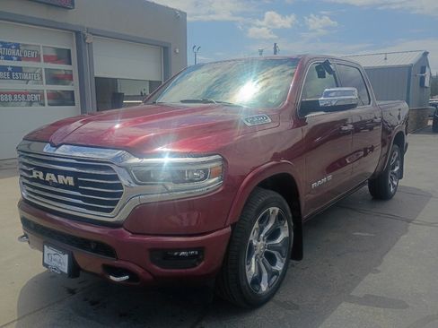 Used 2022 RAM 1500 Limited AWD/4WD image 2