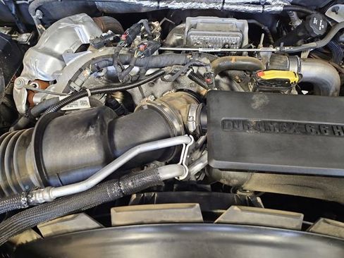 Used 2022 GMC Sierra 3500 Pro w/ Convenience Package image 23