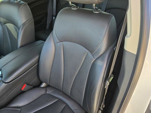 Used 2020 Buick Envision Essence image 15