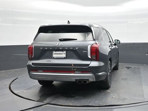 Used 2024 Hyundai Palisade Calligraphy image 5