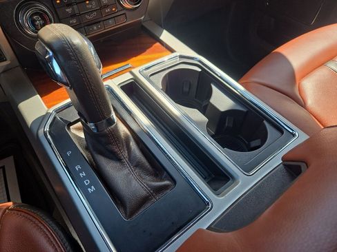 Used 2019 Ford F150 King Ranch w/ Equipment Group 601A Luxury AWD/4WD image 81