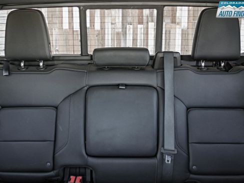 Used 2020 Chevrolet Silverado 1500 LT Trail Boss image 23