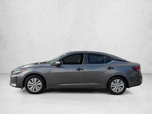 Certified 2025 Nissan Sentra S image 9