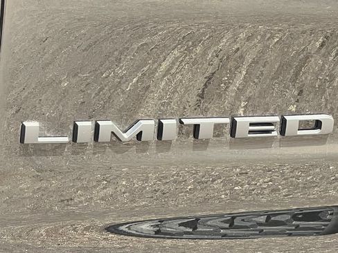 Used 2026 RAM 1500 Limited AWD/4WD image 11