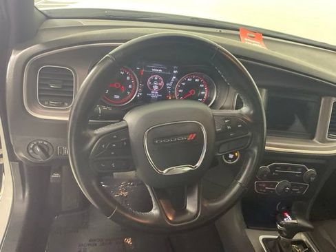 Used 2022 Dodge Charger SXT RWD image 20