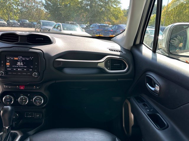 Used 2017 Jeep Renegade Limited AWD/4WD image 17