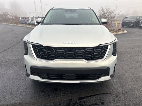 New 2026 Kia Sorento LX image 2