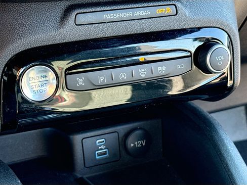 Certified 2023 Ford Escape ST-Line Elite image 10