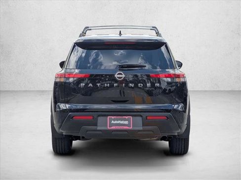 New 2026 Nissan Pathfinder SV image 8