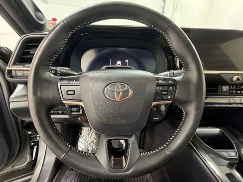 Certified 2024 Toyota Crown Platinum AWD/4WD image 16