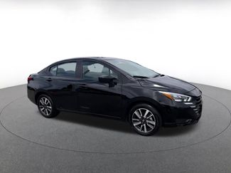 Used 2025 Nissan Versa SV FWD video 2