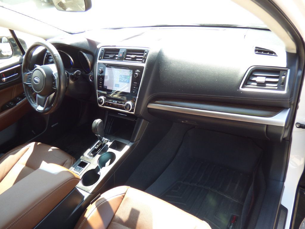 Used 2019 Subaru Outback 2.5i Touring AWD/4WD image 14