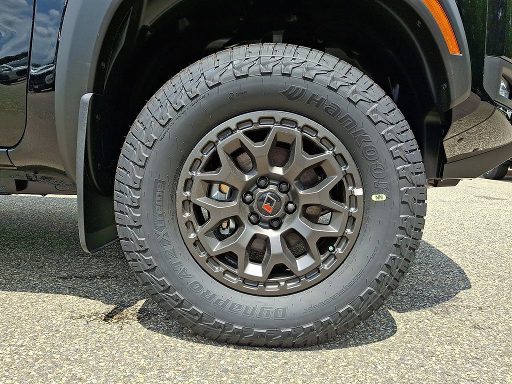 New 2026 Nissan Frontier PRO-4X w/ Pro-4x Convenience Package AWD/4WD image 8