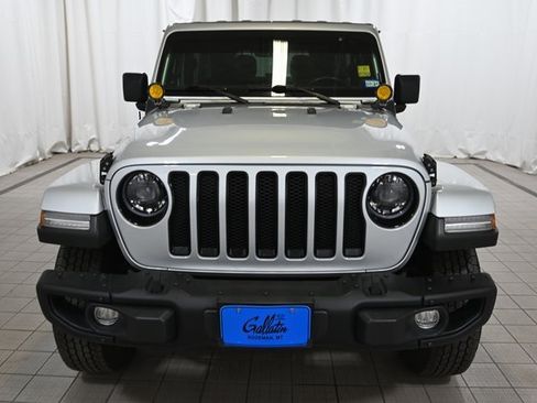 Used 2023 Jeep Wrangler Freedom Edition image 15