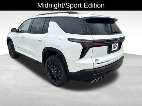 Used 2025 Chevrolet Traverse LT w/ Midnight/Sport Edition AWD/4WD image 6