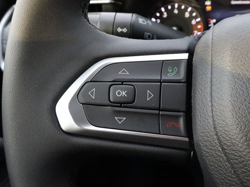 New 2026 Jeep Compass Latitude image 24