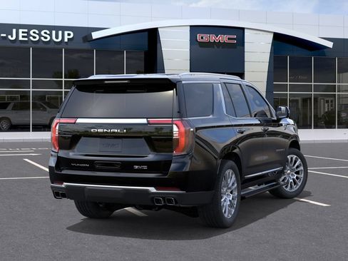 New 2026 GMC Yukon Denali w/ Denali Reserve Package AWD/4WD image 4