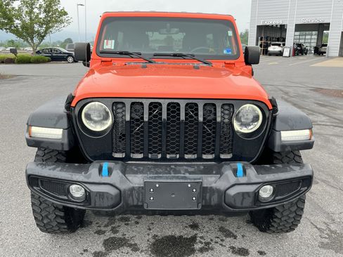 Used 2023 Jeep Wrangler Unlimited w/ 8.4" Radio Group AWD/4WD image 13