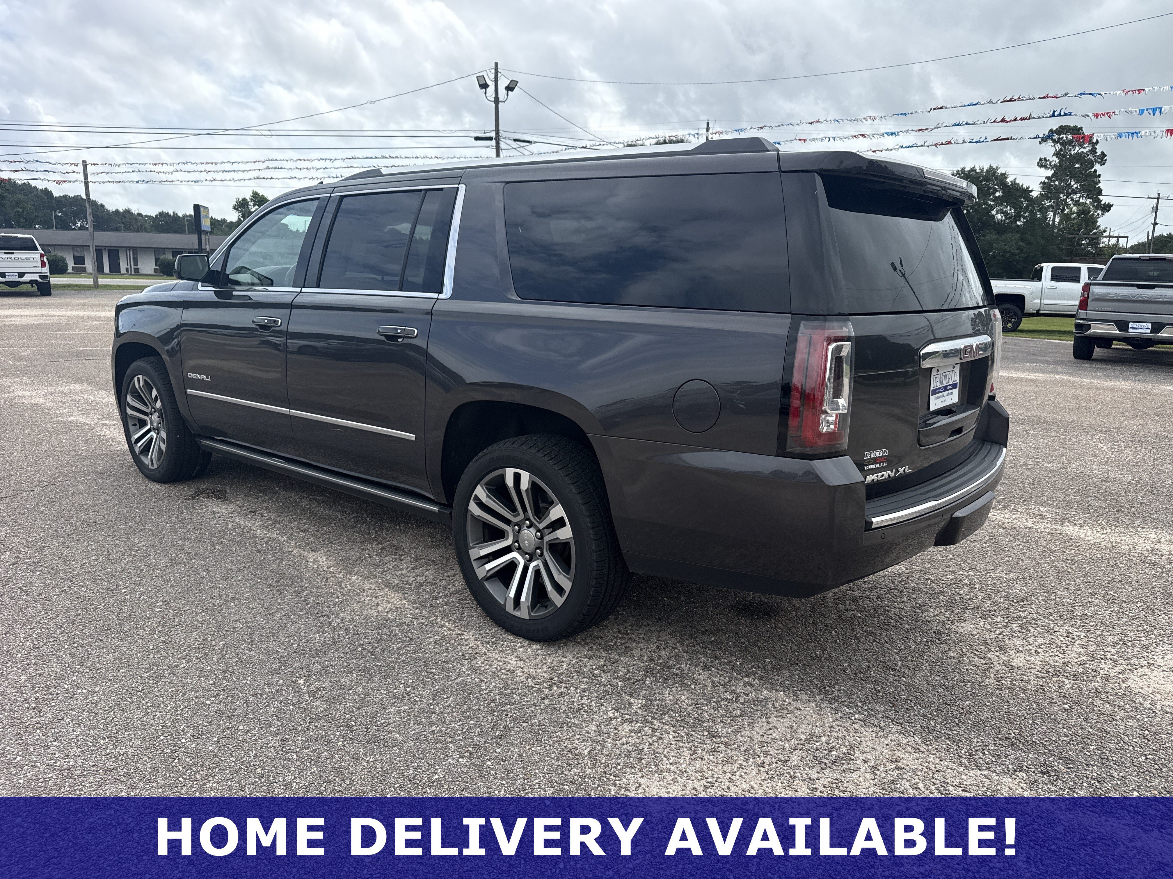 Used 2018 GMC Yukon XL Denali w/ Denali Ultimate Package AWD/4WD image 5
