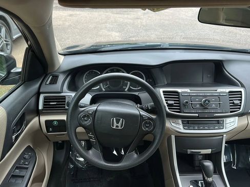 Used 2015 Honda Accord LX image 24