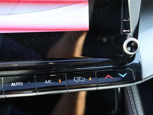 Used 2024 Jeep Wagoneer Series II image 35