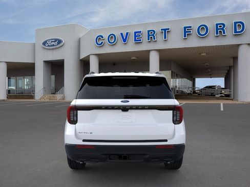 New 2026 Ford Explorer Active RWD image 5